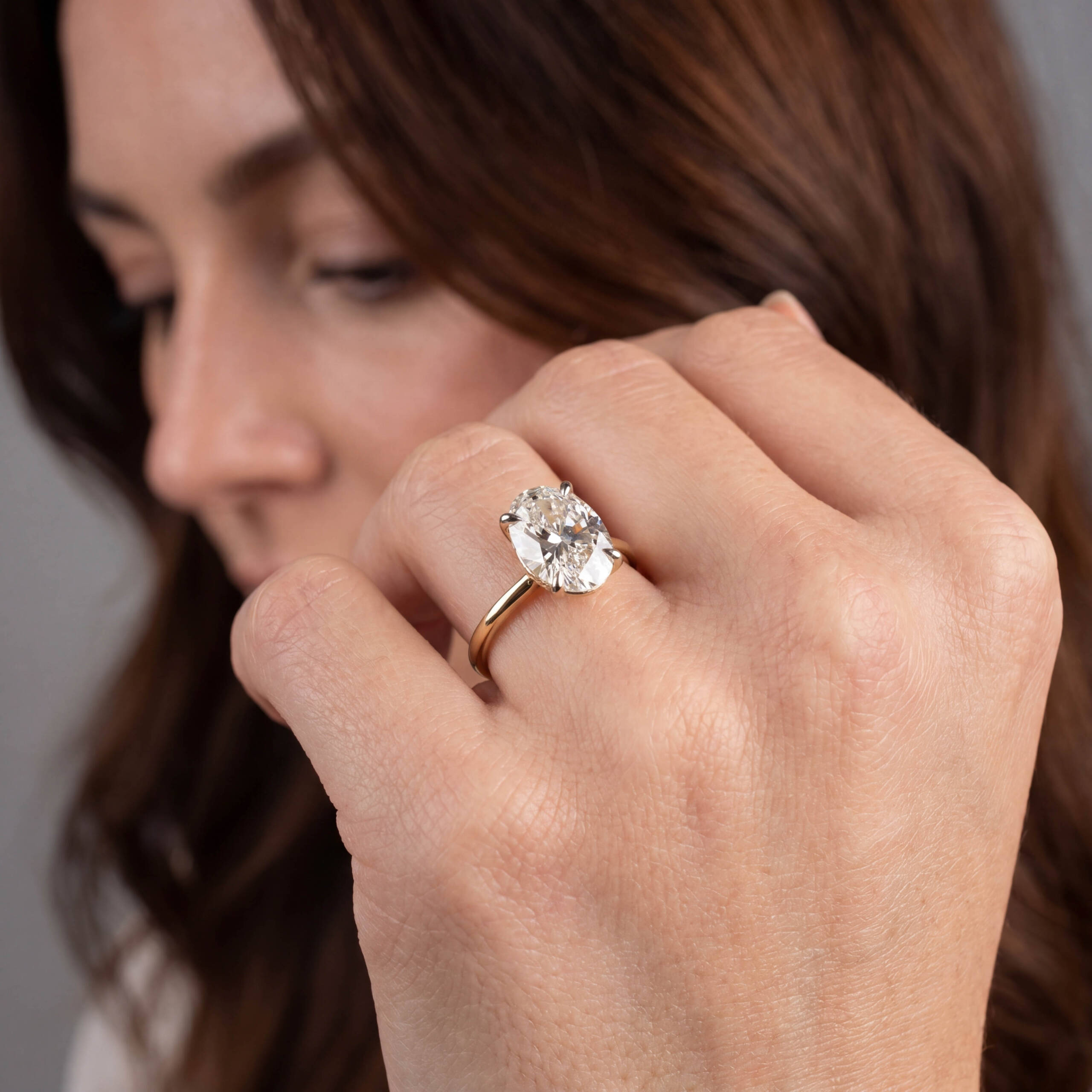 Oval Diamond Engagement Ring in 18K Yellow Gold (4.55ct Centre) - Image 2