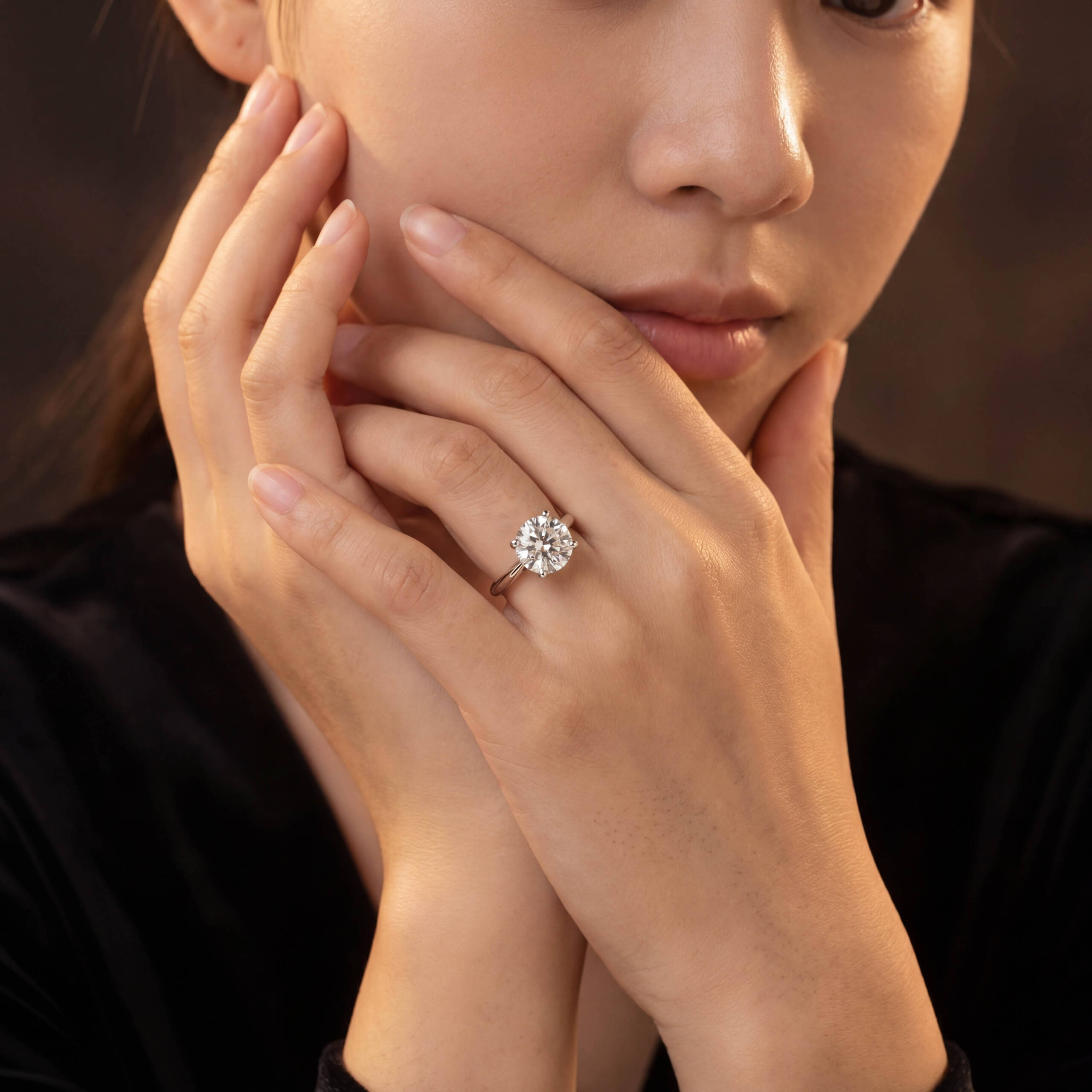 Round Brilliant Diamond Engagement Ring in 18K White Gold (5.01ct Centre) - Image 2