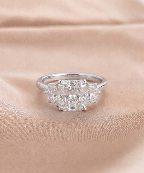 Princess Diamond Engagement Ring in 18K White Gold (3.07ct Centre)