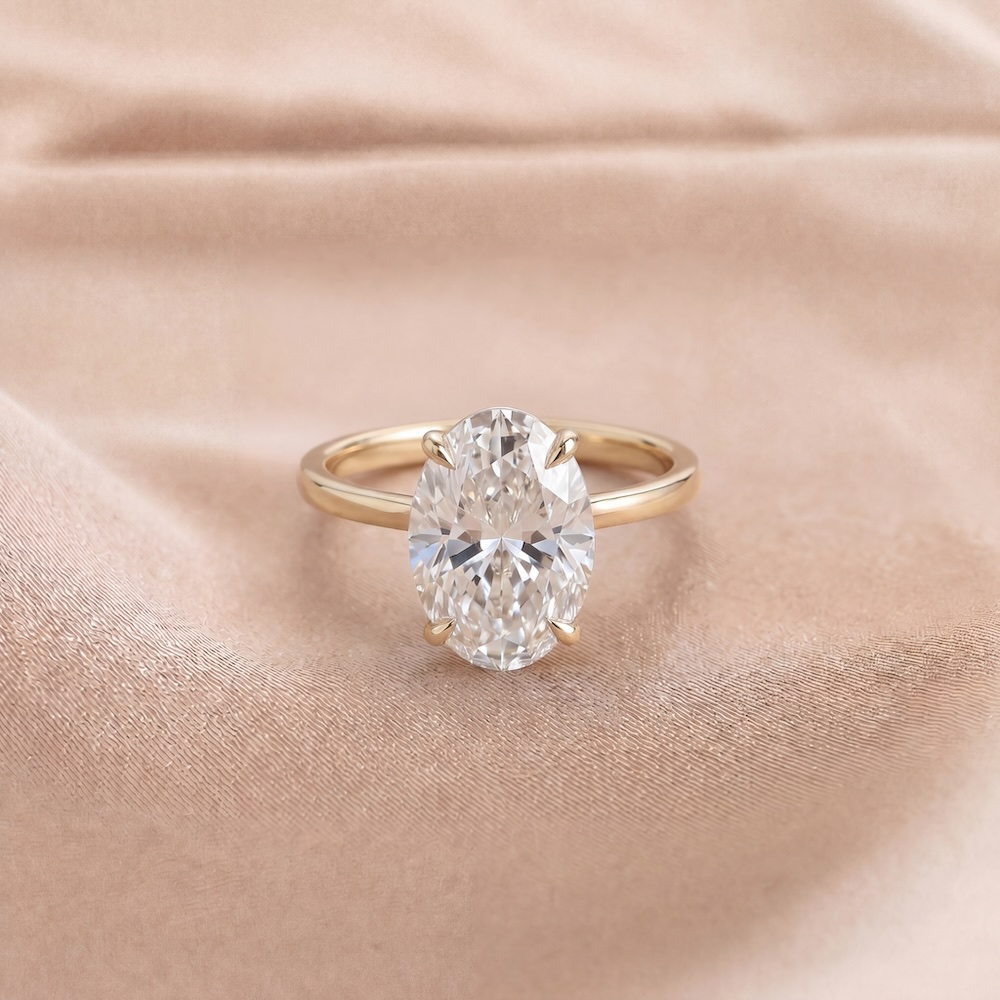 oval-diamond-engagement-ring-in-18k-yellow-gold-4-55ct-centre