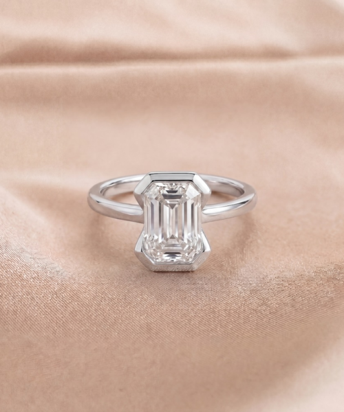 Emerald Diamond Engagement Ring in 18K White Gold (1.58ct Centre)