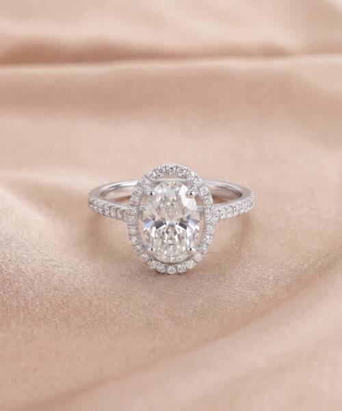 Oval Diamond Engagement Ring in 18K White Gold (5.72ct Centre)